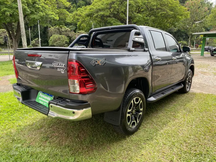 HILUX 2.8 D-4d Turbo CD SRV 4X4