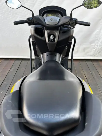 YAMAHA NMAX CONNECTED 160 ABS