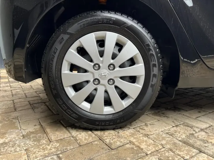 HB20 1.0 COMFORT PLUS 12V FLEX 4P MANUAL