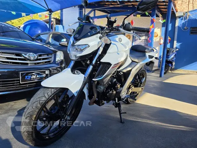 FAZER 250 FZ 25 - Street
