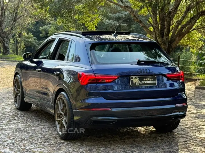 Q3 2.0 40 TFSI GASOLINA PERFORMANCE BLACK QUATTRO TIPTRONIC