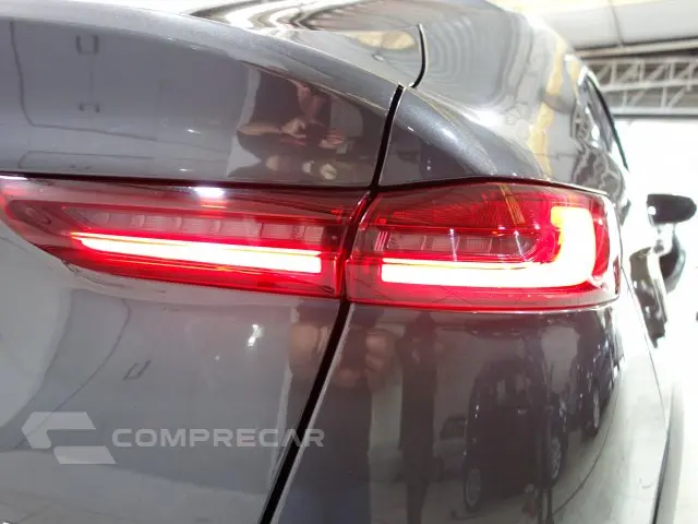 FASTBACK - 1.0 TURBO 200 AUDACE CVT