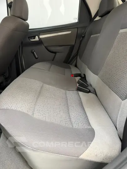 CELTA 1.0 MPFI LT 8V