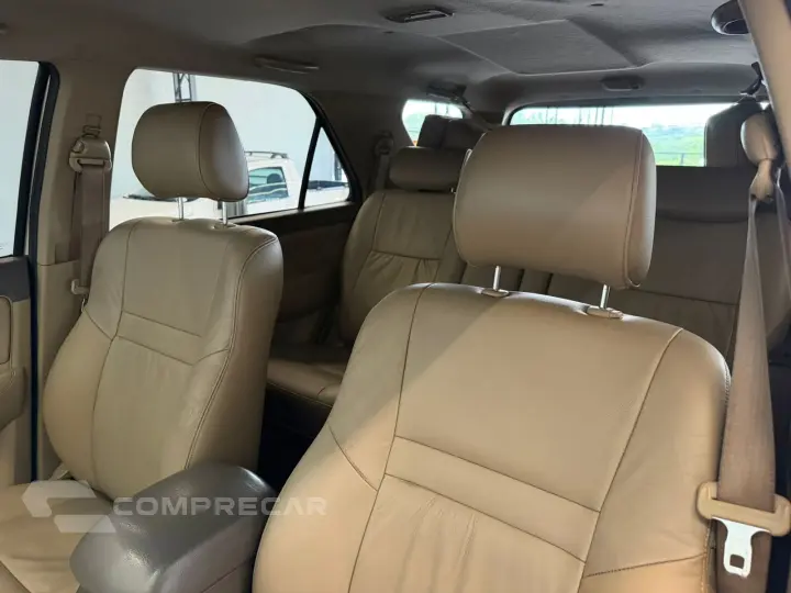 HILUX SW4 3.0 SRV 4X4 7 LUGARES 16V TURBO INTERCOOLER DIESEL