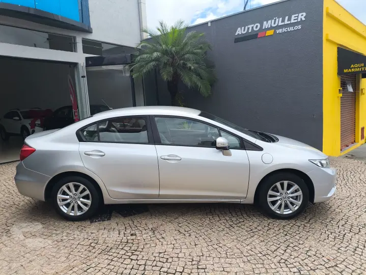 CIVIC 1.8 LXL SE 16V