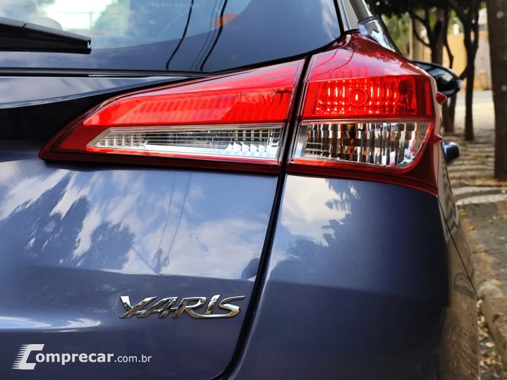 YARIS 1.3 16V FLEX XL LIVE MULTIDRIVE