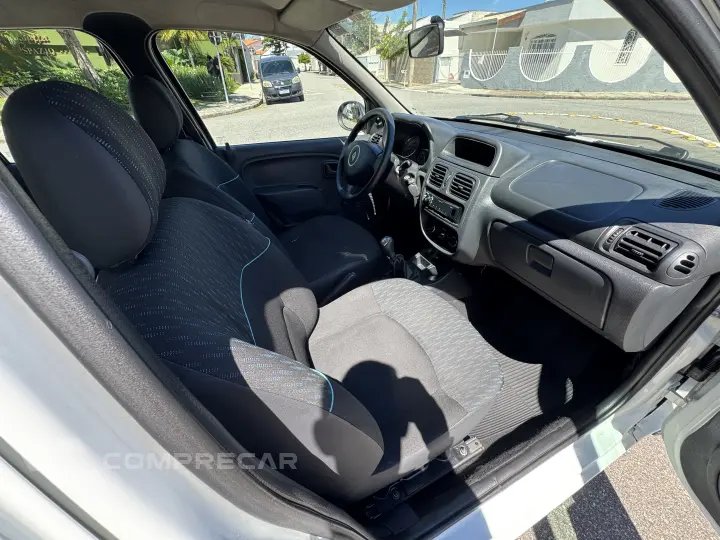 CLIO 1.0 Expression 16V Hi-power