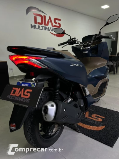 PCX 160 DLX ABS