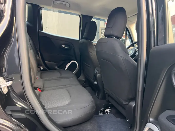 Renegade Sport 1.8 4x2 Flex 16V Aut.