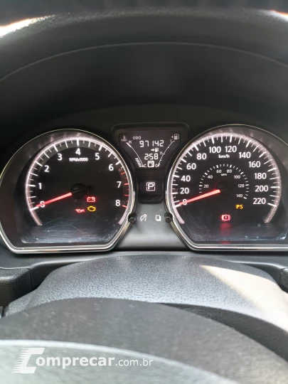VERSA 1.6 16V SL
