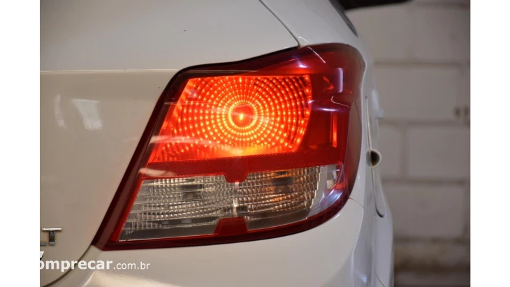 ONIX - 1.0 MPFI LT 8V 4P MANUAL