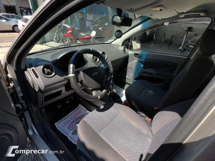FIESTA 1.6 MPI Trend Sedan 8V