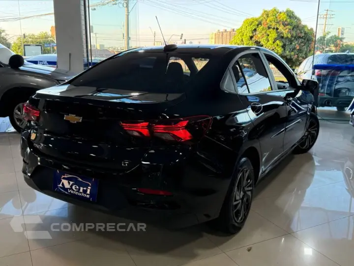 ONIX SEDAN Plus LT 1.0 12V Flex 4p Mec.