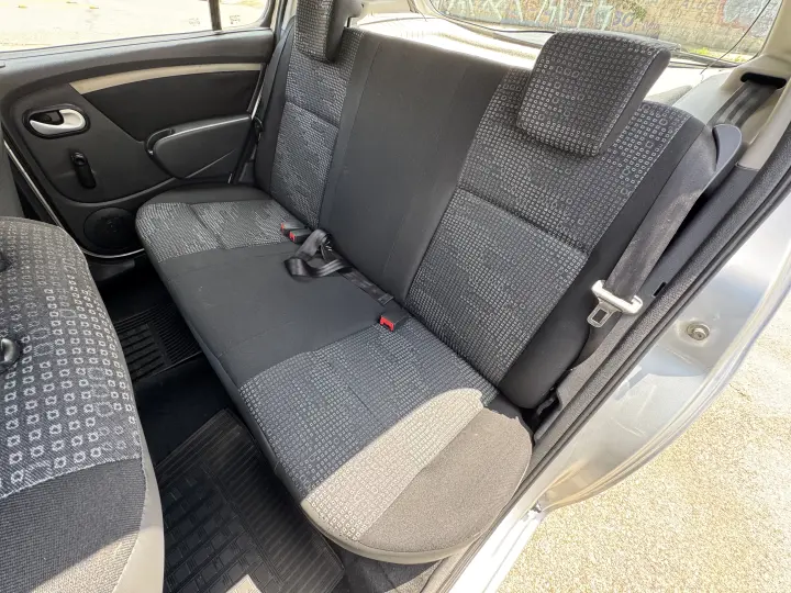 SANDERO 1.6 Expression 8V Hi-torque