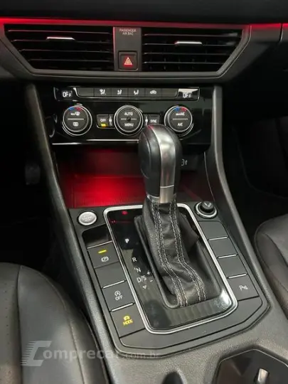 JETTA R-LINE 250 TSI 1.4 FLEX 16V AUT.