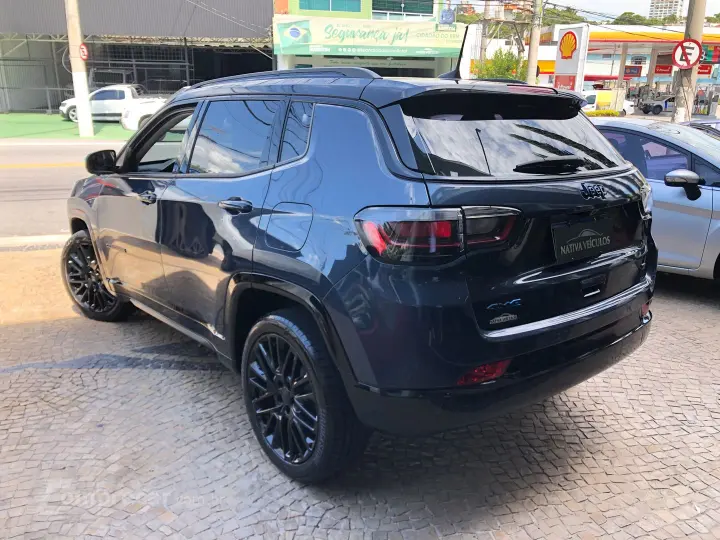 Compass 1.3 T270 Turbo Híbrido S 4Xe At6