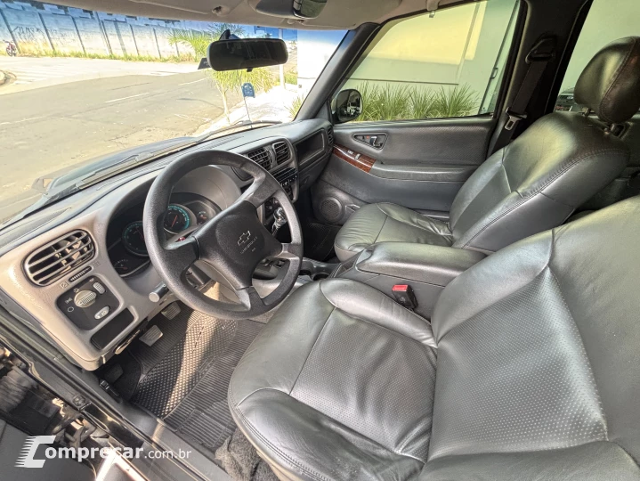 S10 2.4 MPFI Executive 4X2 CD 8V