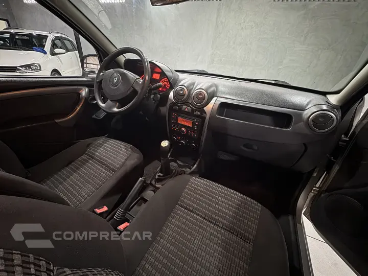 SANDERO 1.6 Expression 8V Hi-torque