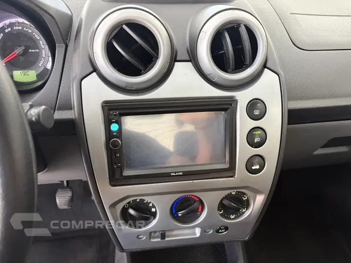 FIESTA 1.6 ROCAM SE SEDAN 8V FLEX 4P MANUAL