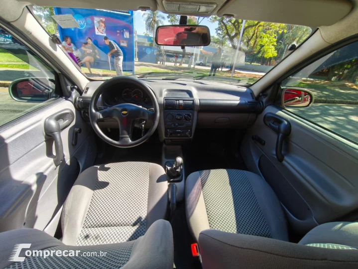 Classic Sedan 1.0 4P VHCE FLEX LS