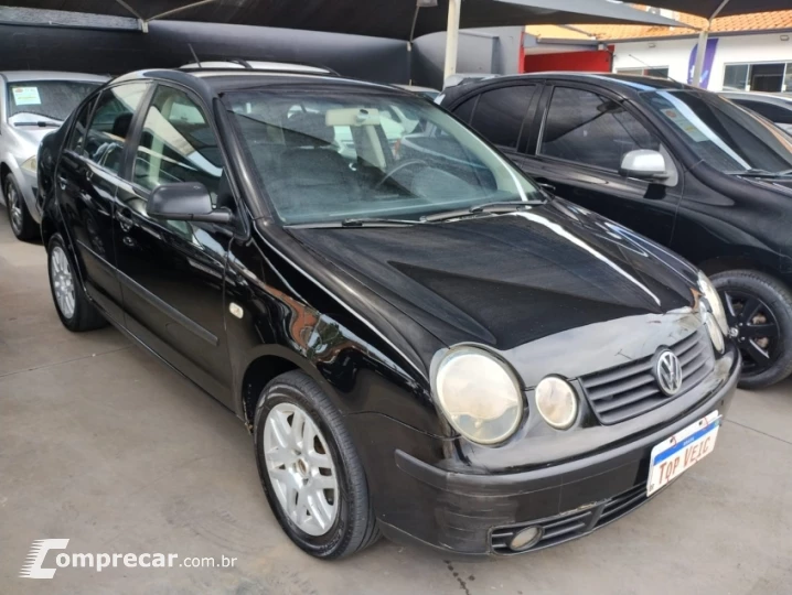 POLO SEDAN 1.6 8V