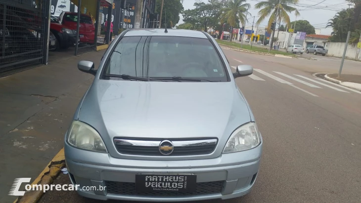 Corsa sedan Premium  completo 1.4