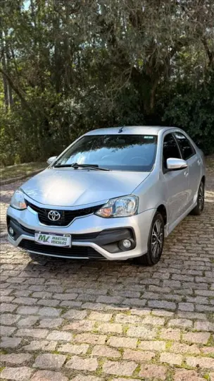 ETIOS 1.5 PLATINUM SEDAN 16V FLEX 4P AUTOMÁTICO