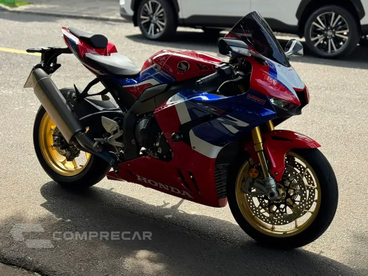 CBR 1000RR-R Fireblade SP