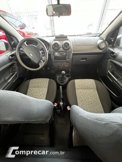 FIESTA 1.0 MPI Sedan 8V