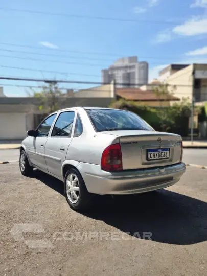 CORSA 1.6 MPFI GLS Sedan 8V
