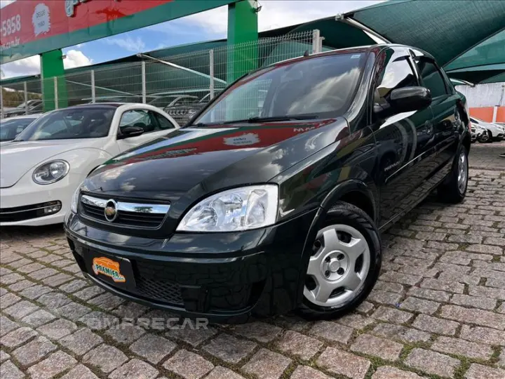 CORSA 1.4 MPFI Premium Sedan 8V