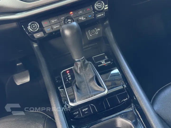 COMPASS 1.3 T270 TURBO FLEX LONGITUDE AT6