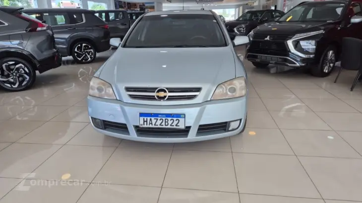 ASTRA 2.0 MPFI Advantage Sedan 8V