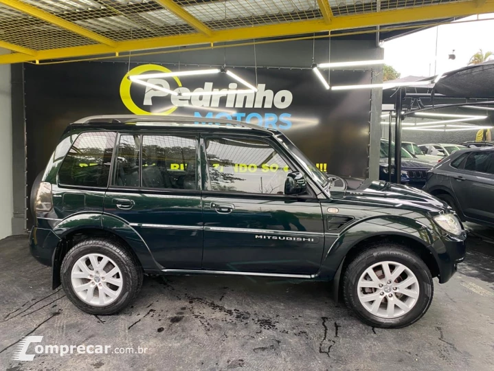 Pajero TR4 2.0 16V 4P 4X4 AUTOMÁTICO