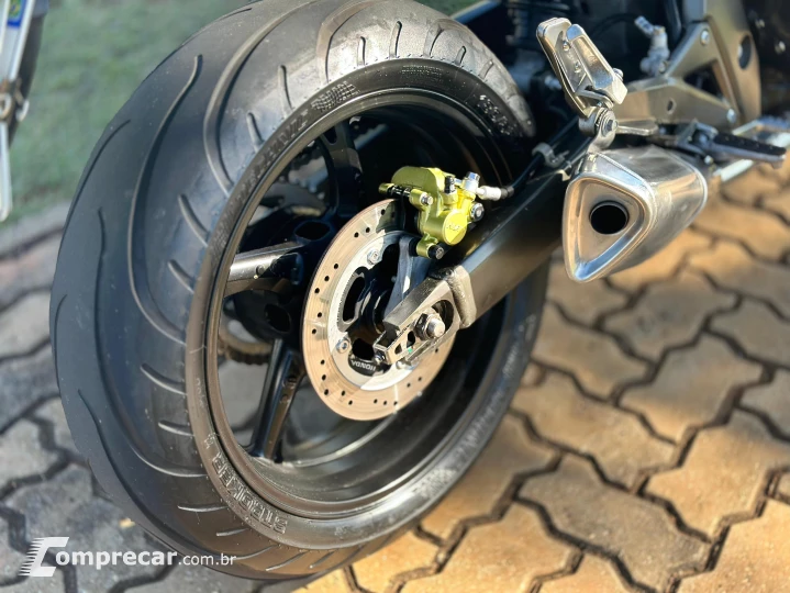 CB 600F HORNET
