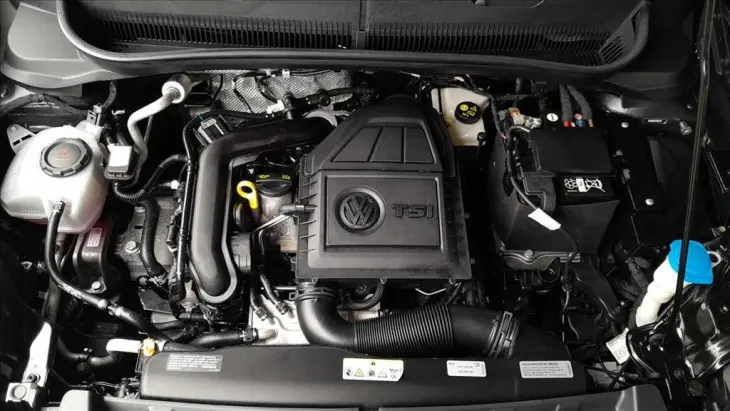 T-CROSS 1.0 200 TSI TOTAL FLEX COMFORTLINE AUTOMÁ