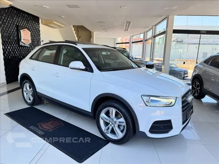 Q3 1.4 TFSI Ambiente Plus S Tronic