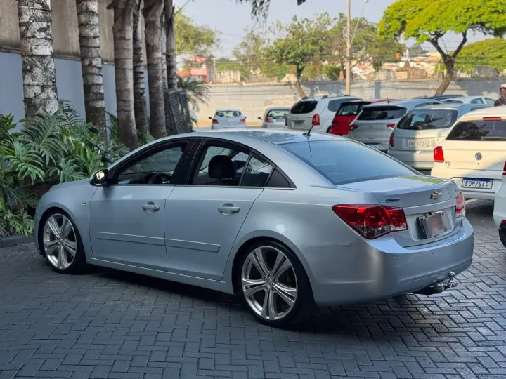 CRUZE 1.8 LT 16V