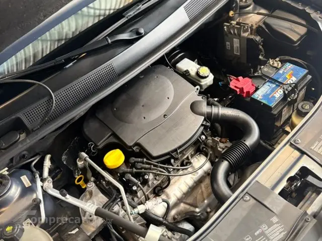 SANDERO - 1.6 EXPRESSION 8V 4P MANUAL