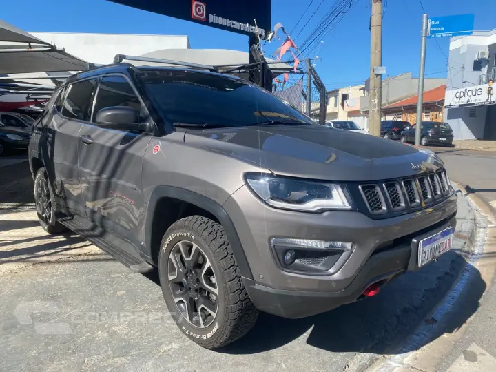 COMPASS 2.0 16V Trailhawk 4X4