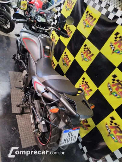 V-strom 650