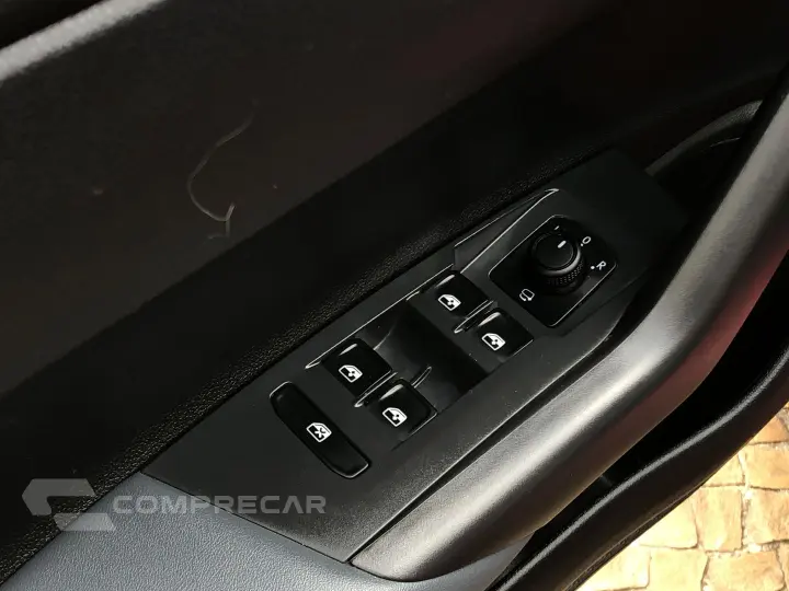 Nivus 1.0 200 Tsi Total Flex Highline Automático