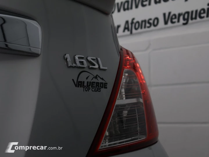 VERSA 1.6 16V SL