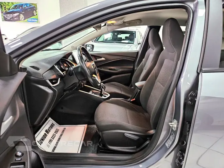 ONIX SEDAN Plus LTZ 1.0 12V TB Flex Aut.