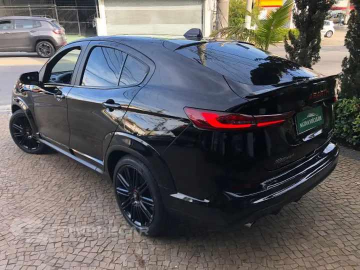 Fastback 1.3 Turbo 270 Flex Abarth At6