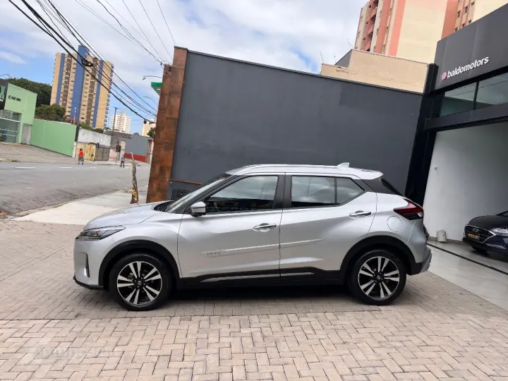 KICKS Exclusive 1.6 16V Flex Aut.