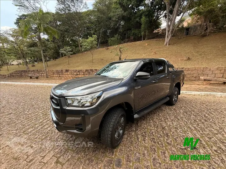 HILUX 2.8 D-4D TURBO DIESEL CD SR 4X4 AUTOMÁTICO