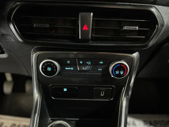 ECOSPORT 1.5 TI-VCT FLEX SE MANUAL