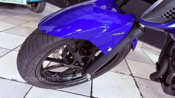 FZ25 ABS
