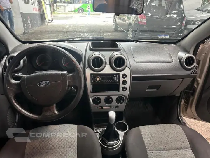 FIESTA 1.6 8V FLEX 4P MANUAL
